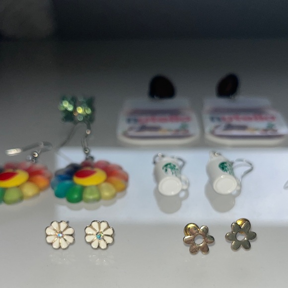Colorful and Fun Earring Set - Picture 2 of 4